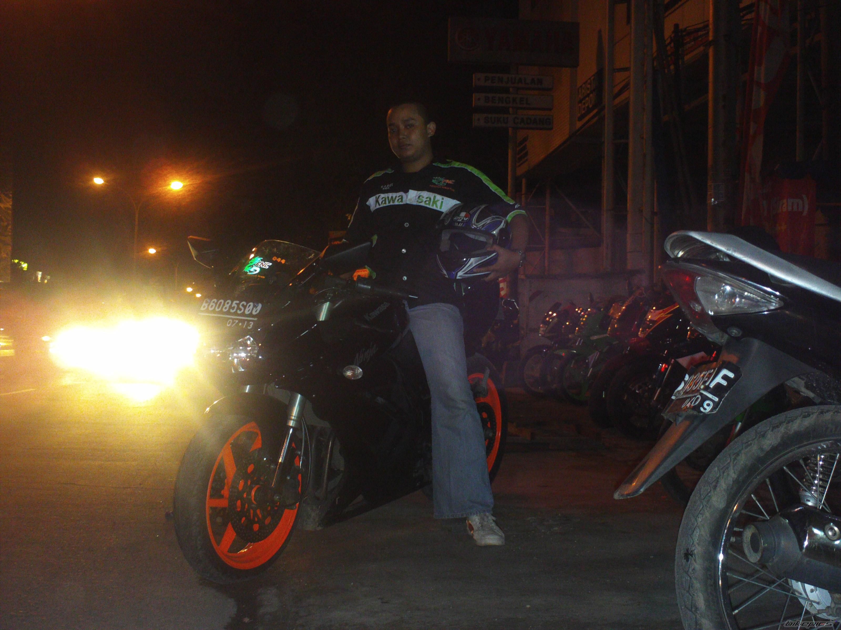 Photo 1630491
