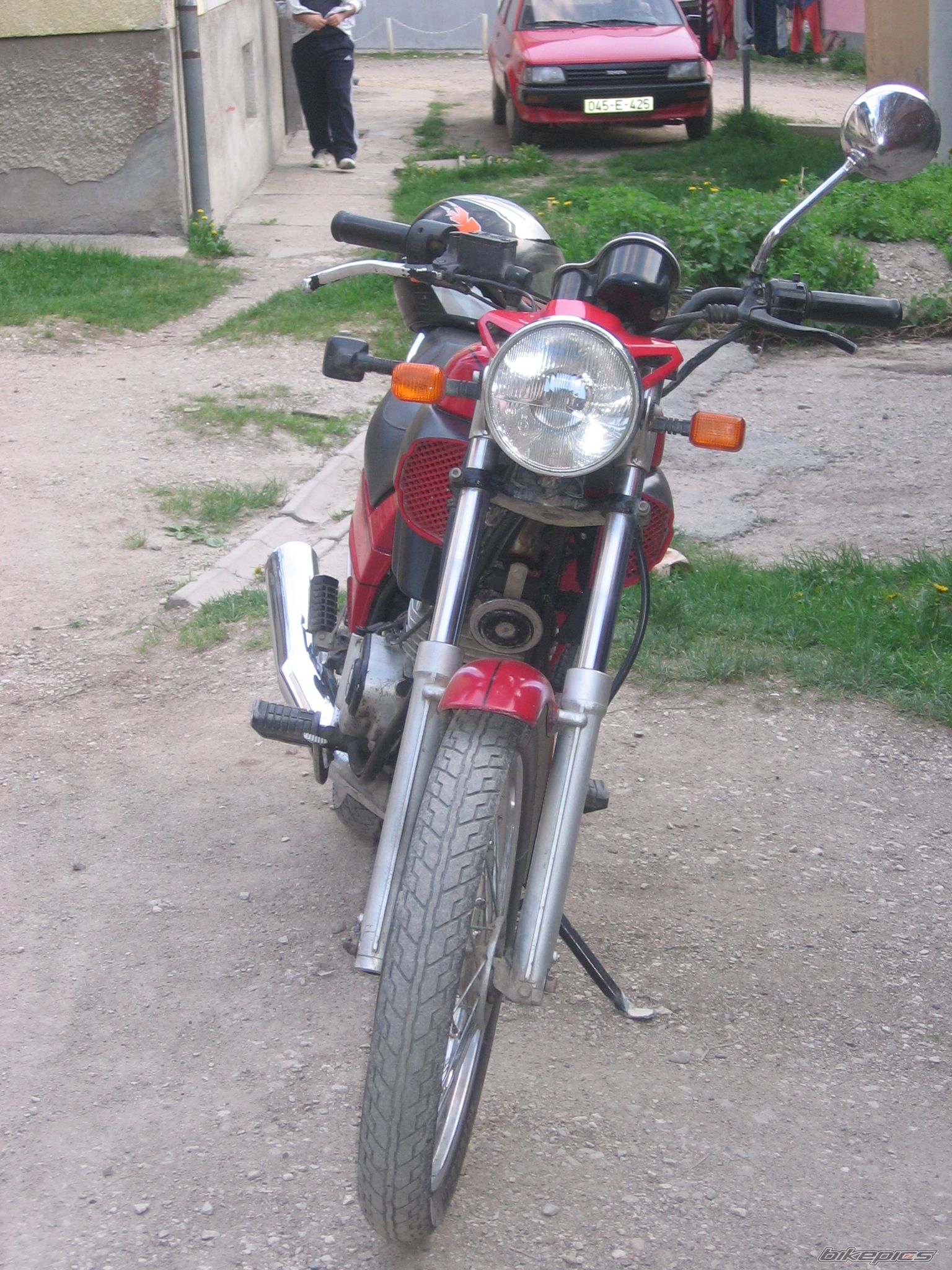 Photo 1630596