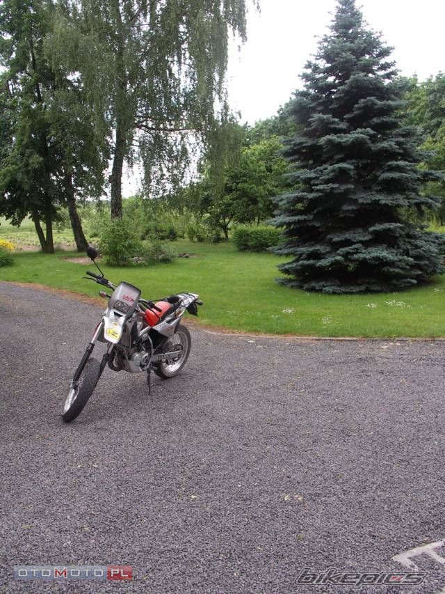Photo 1630889
