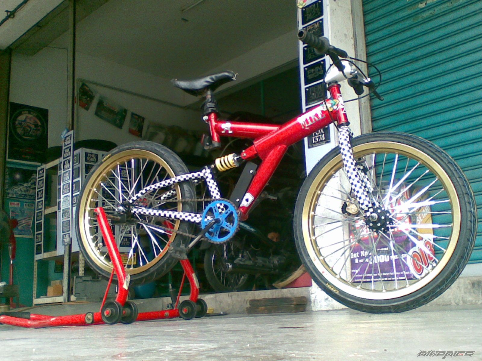 Yamaha RZ 125