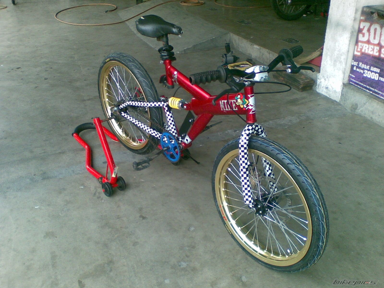 Photo 1631972