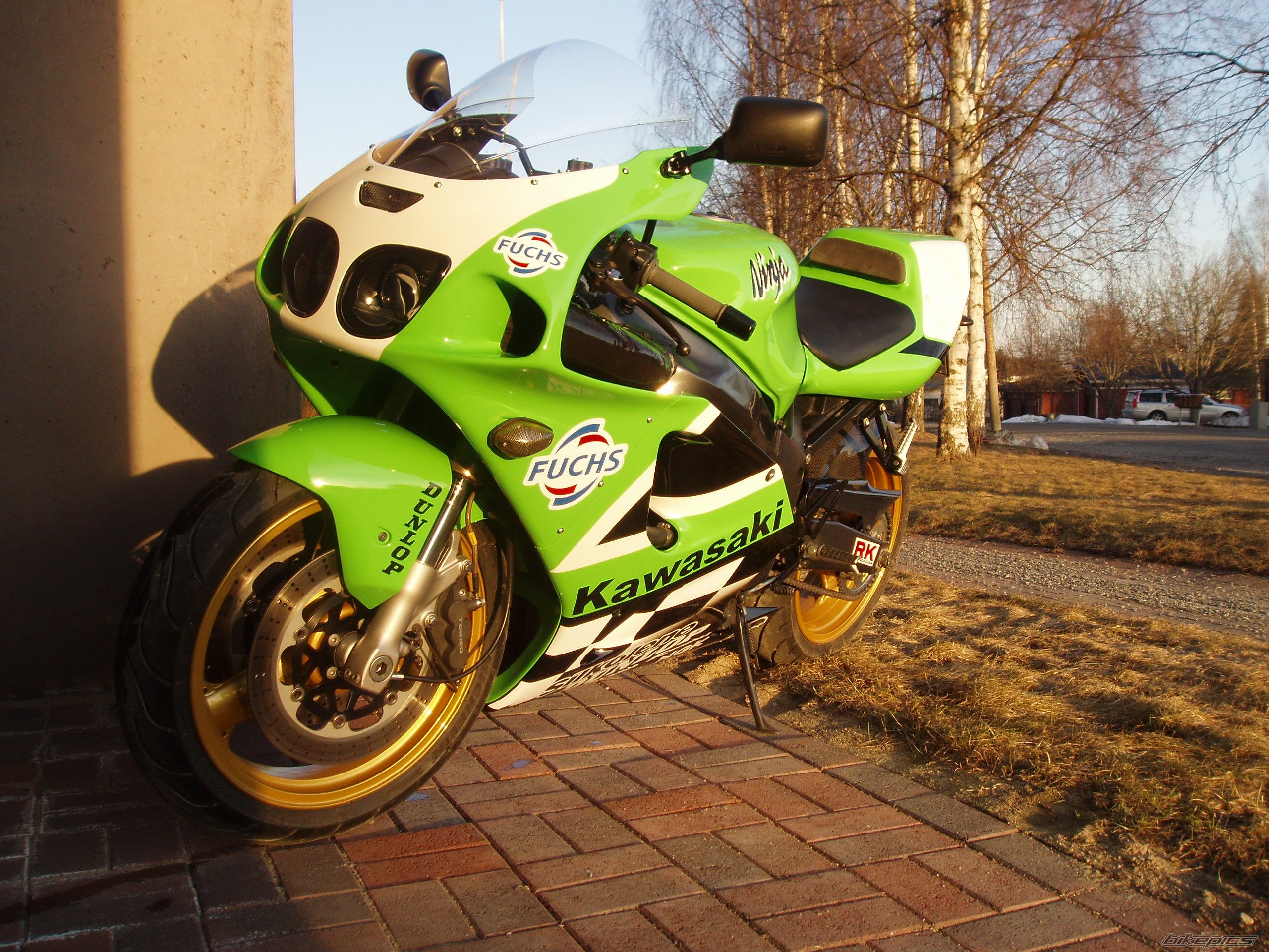 Photo 1632141