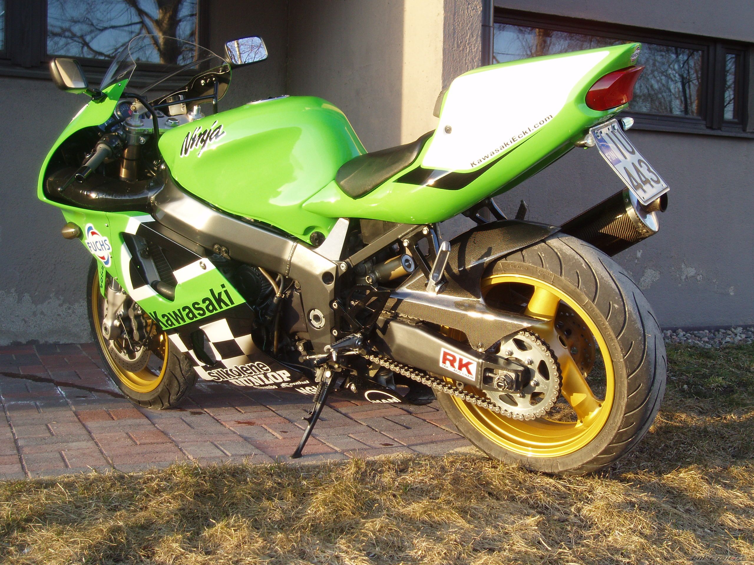 Photo 1632144