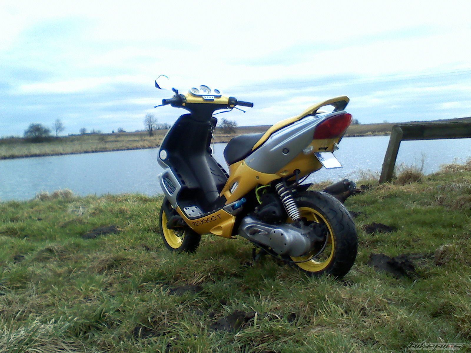 Photo 1632309
