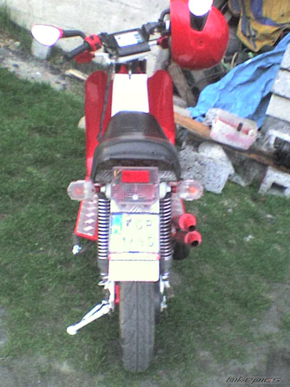Photo 1632353
