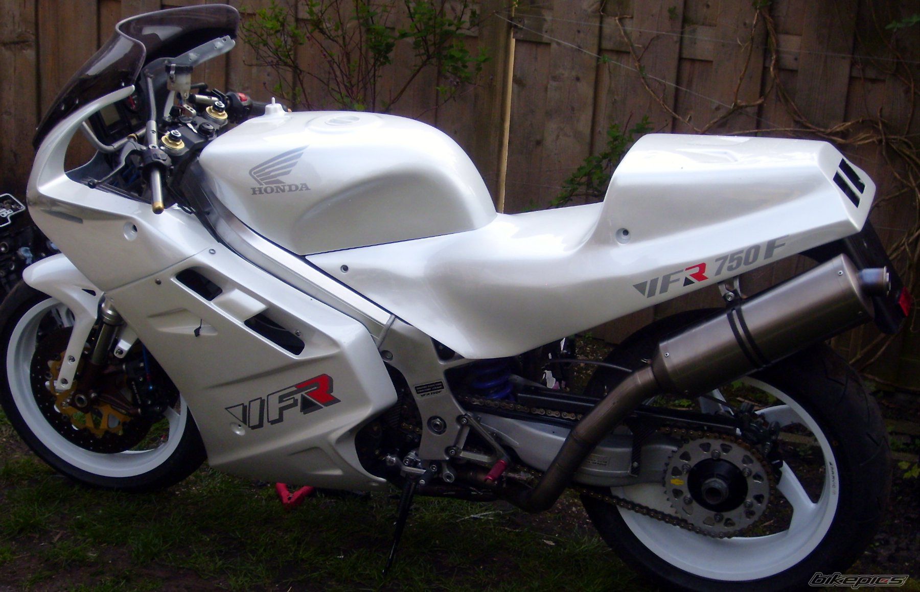 Photo 1632547