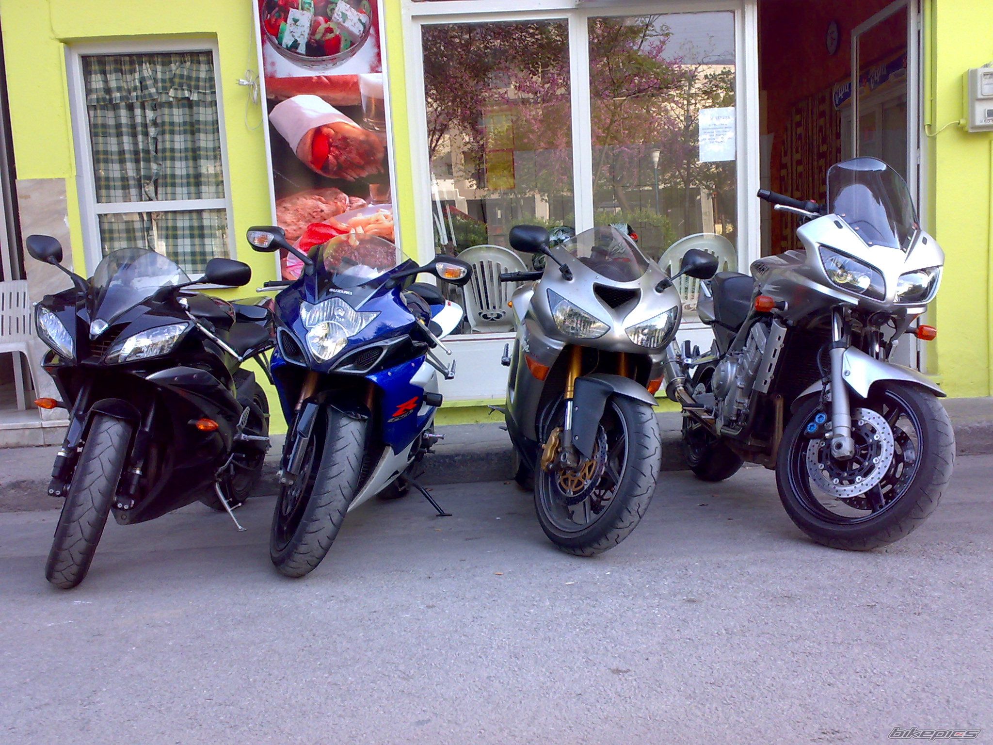 Photo 1632559