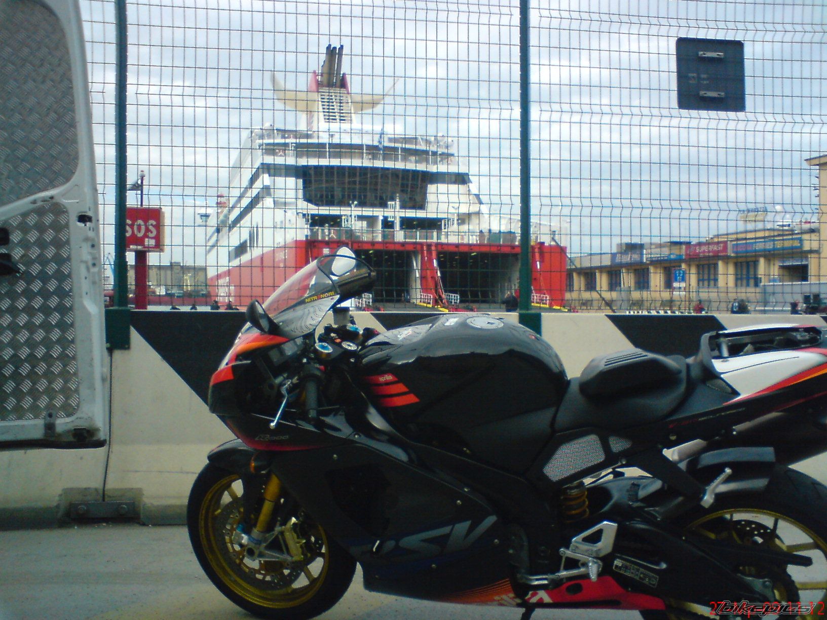 Photo 1632768