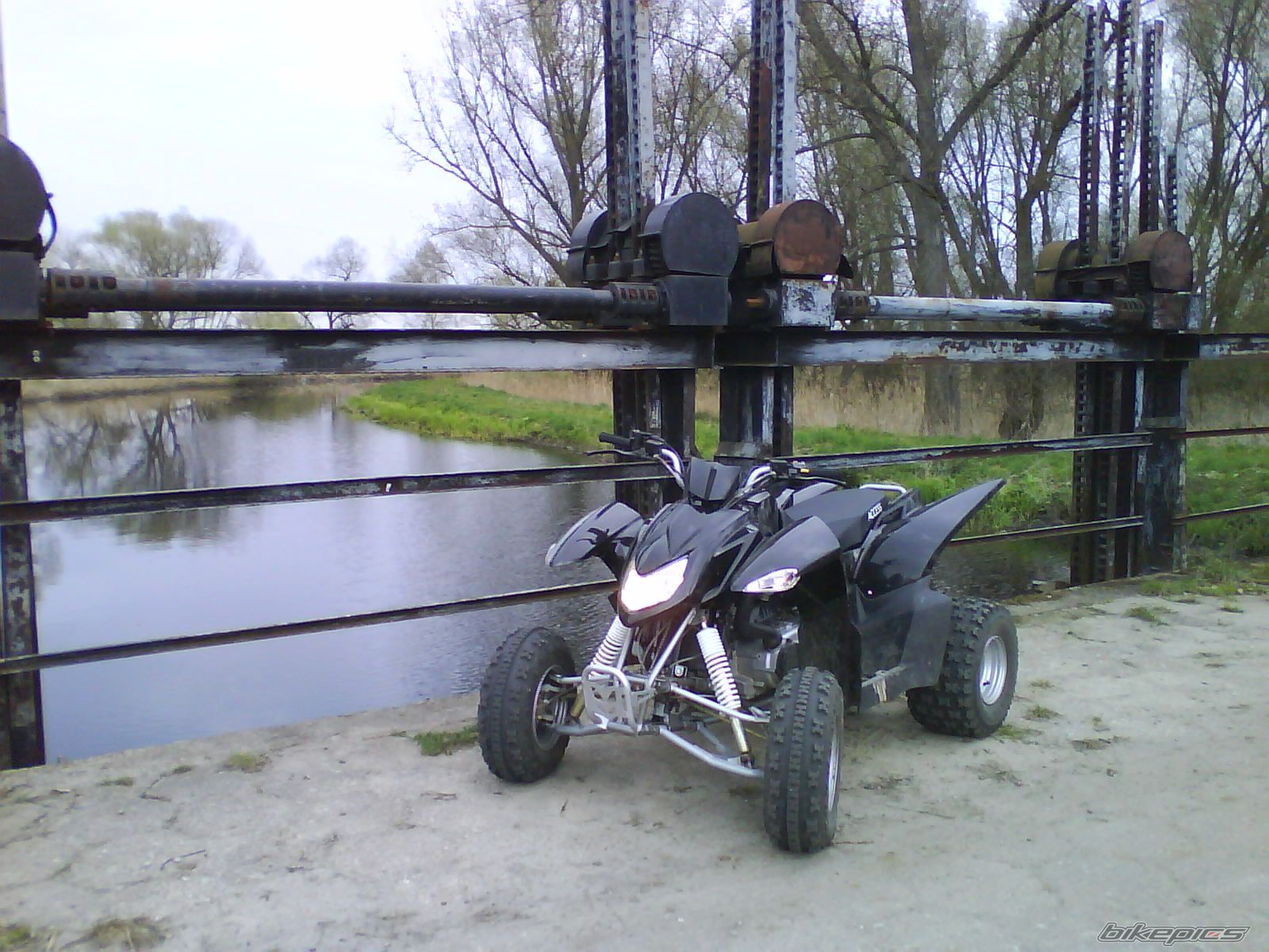 Photo 1632855