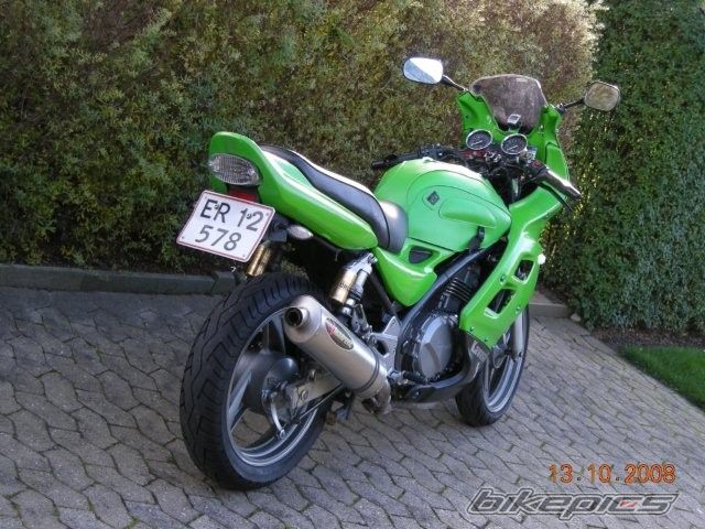 Photo 1633196