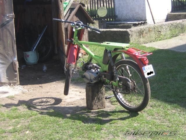 Photo 1633229