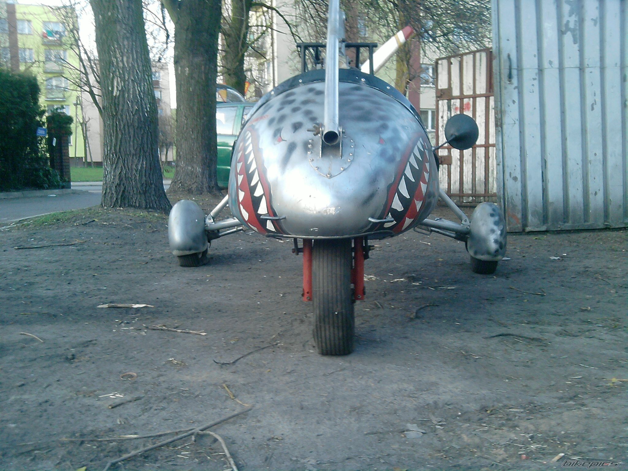 Photo 1633348