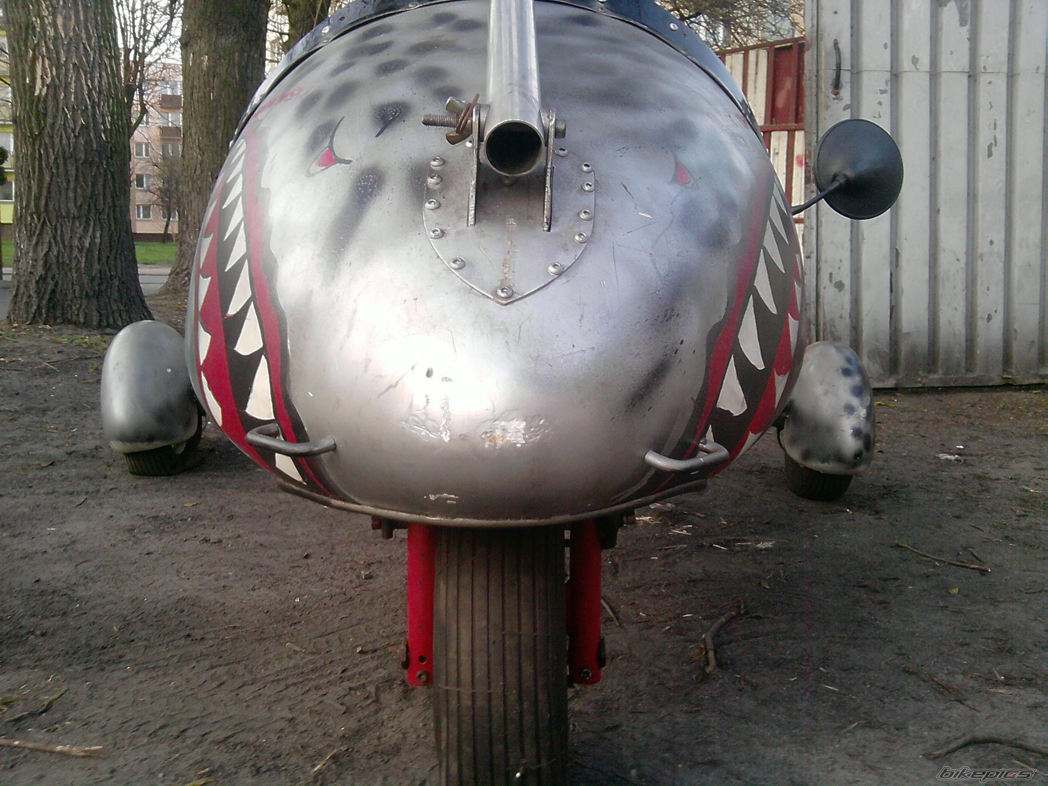 Bike Photo 1633354