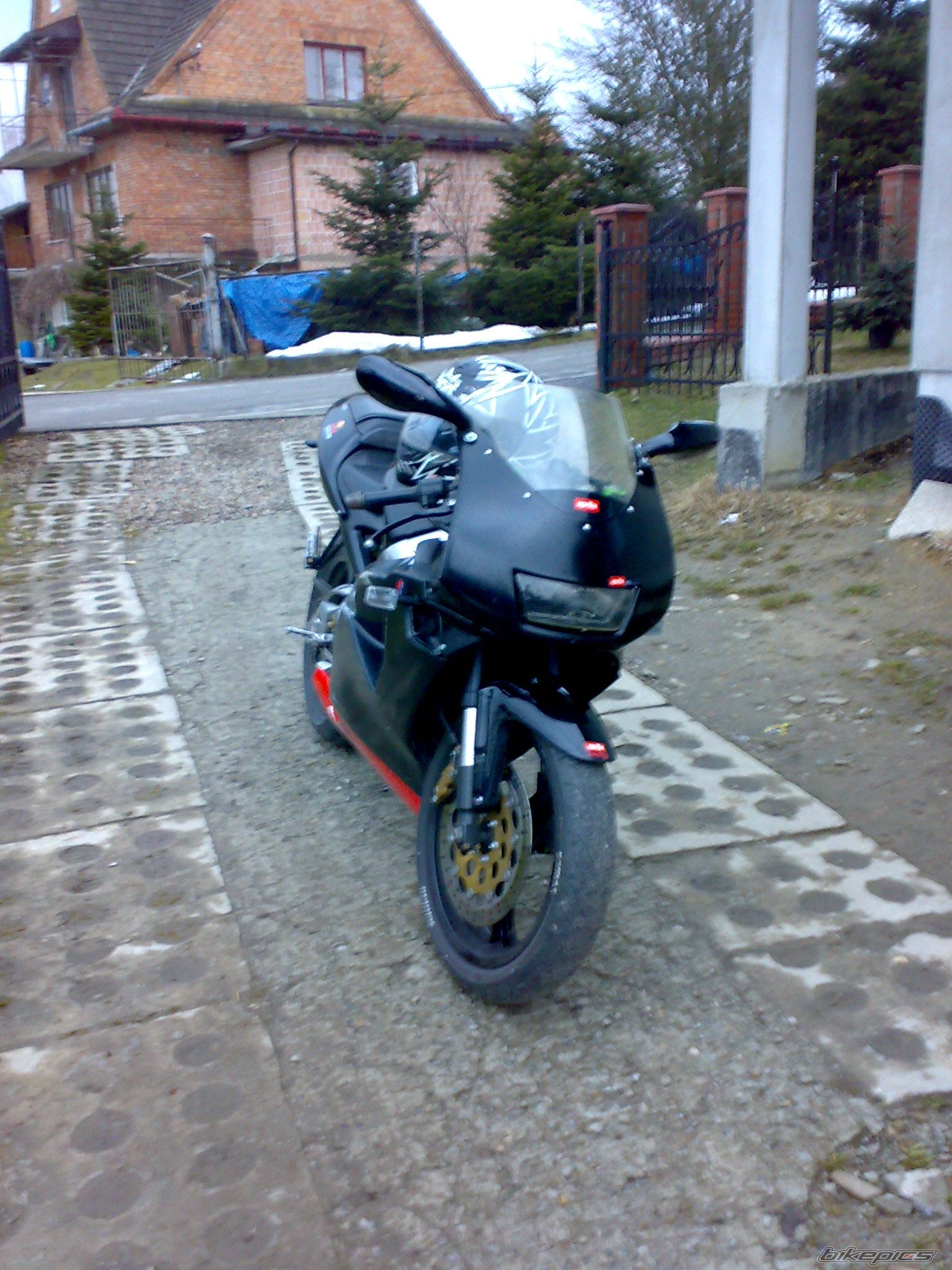 Bike Photo 1633437