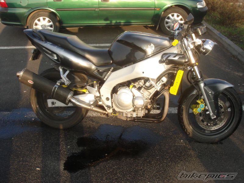 Photo 1633521