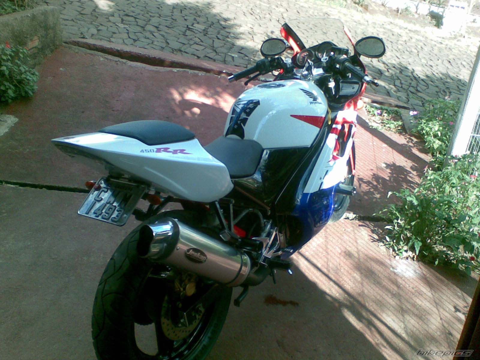 Photo 1633674
