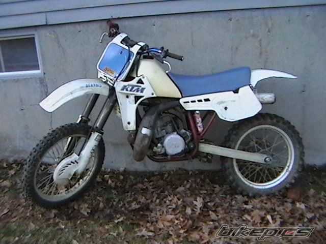 Photo 1633694