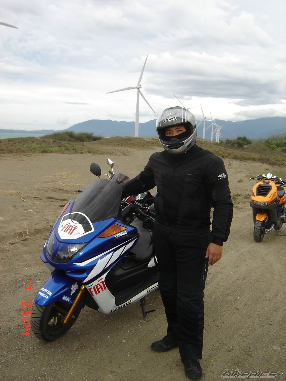 Photo 1633759