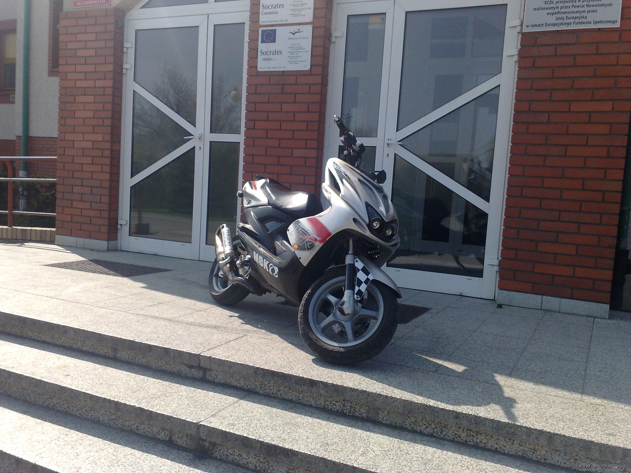 Photo 1633784