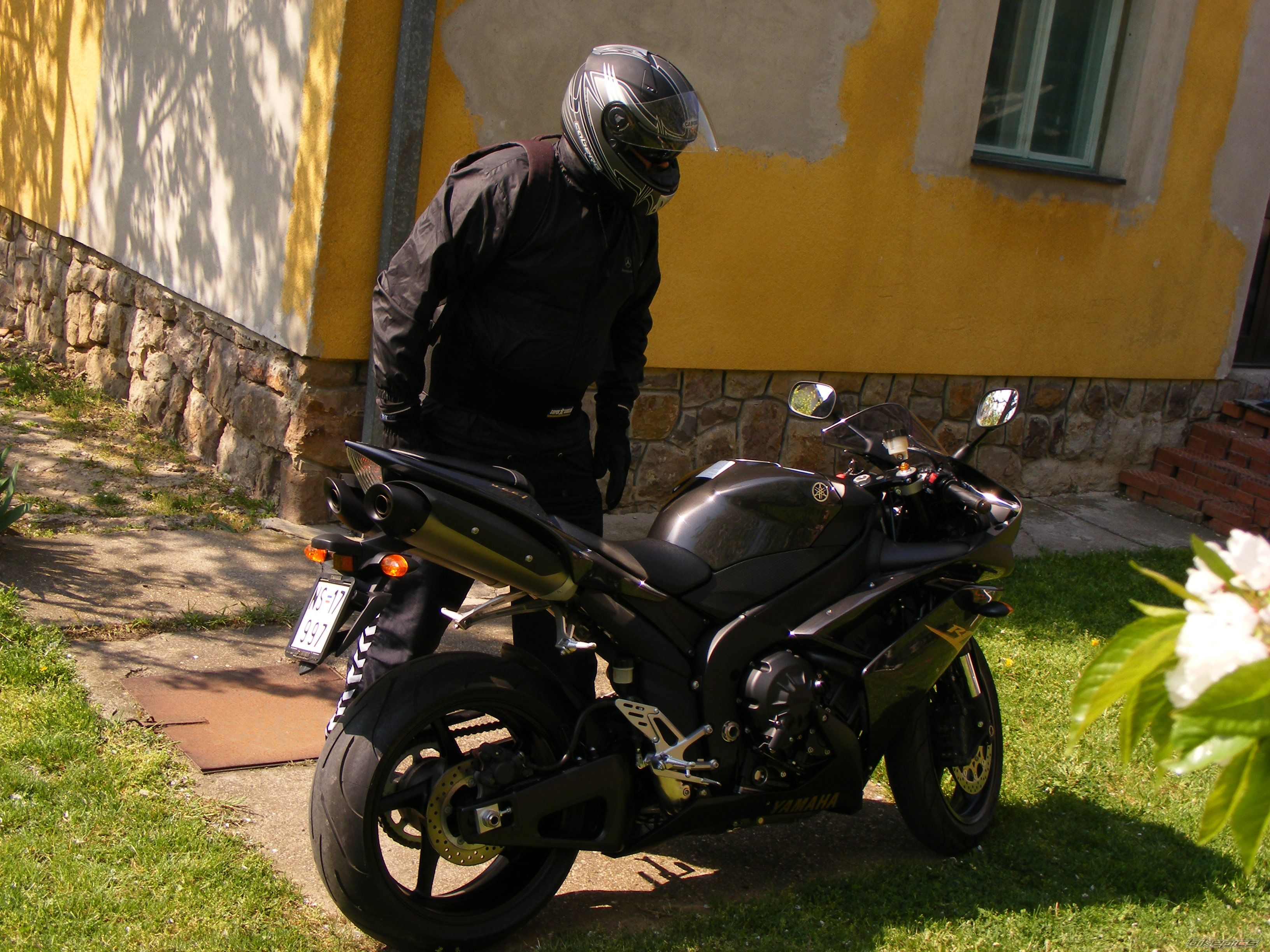 Bike Photo 1633869