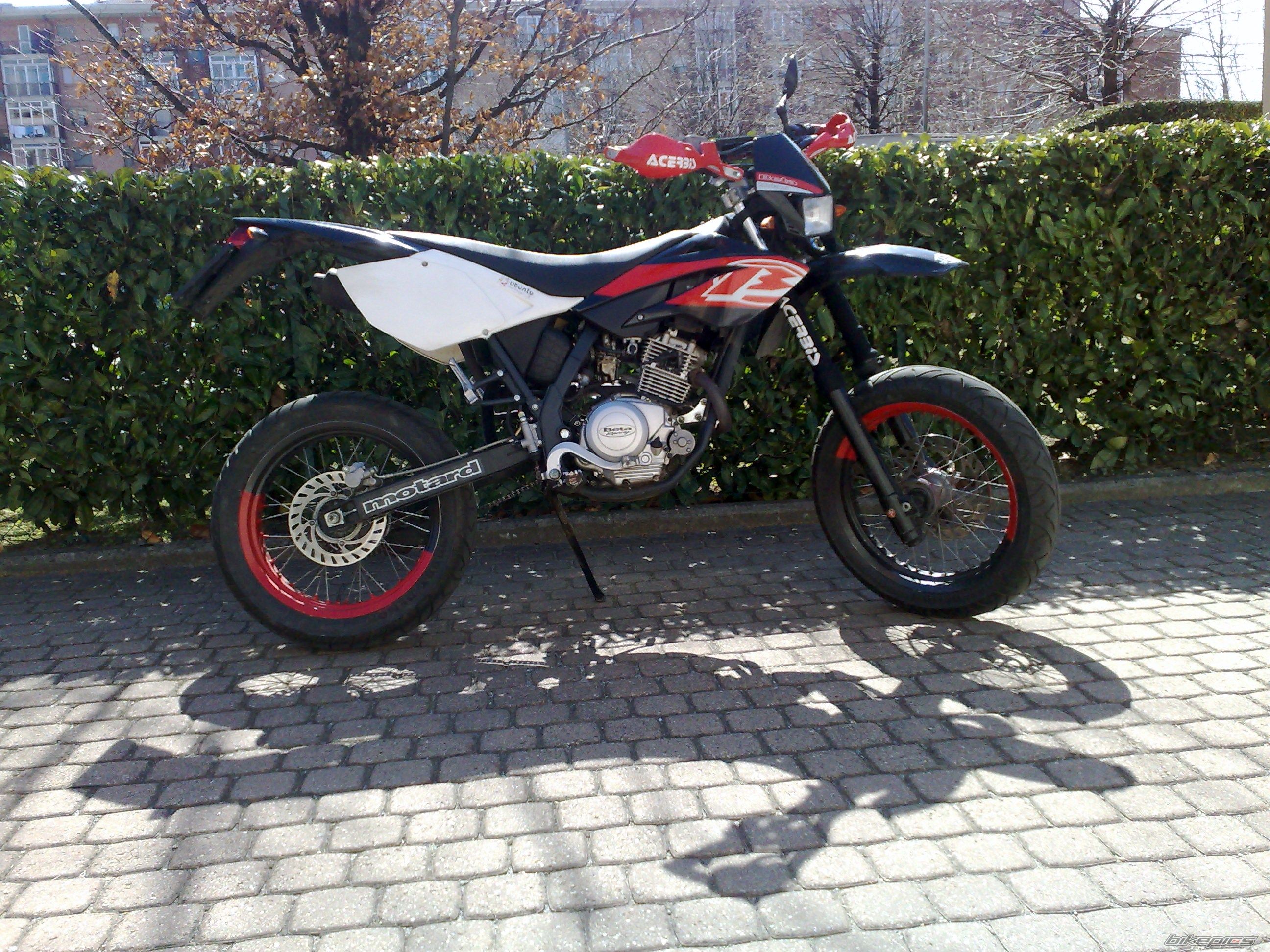 Photo 1633888