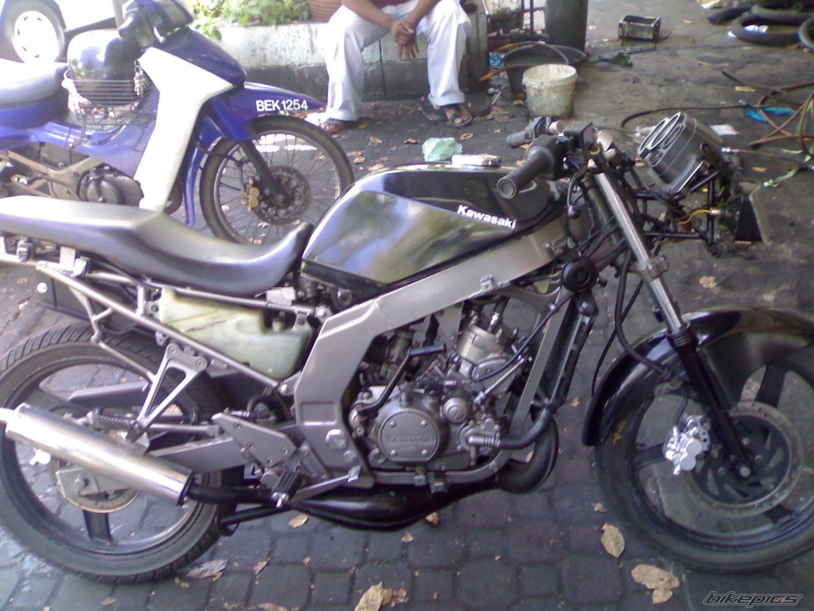 Photo 1633899