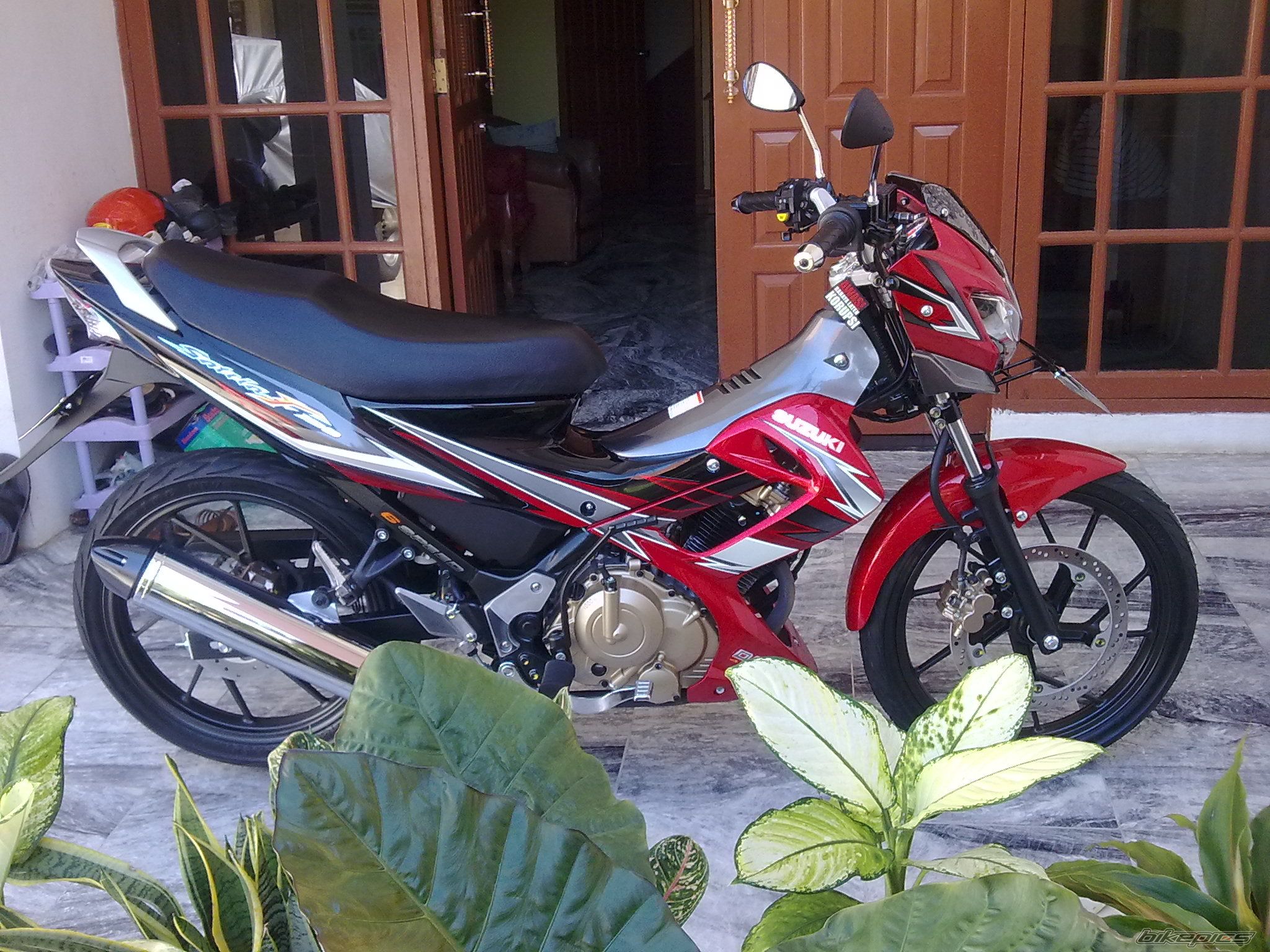 Photo 1633910