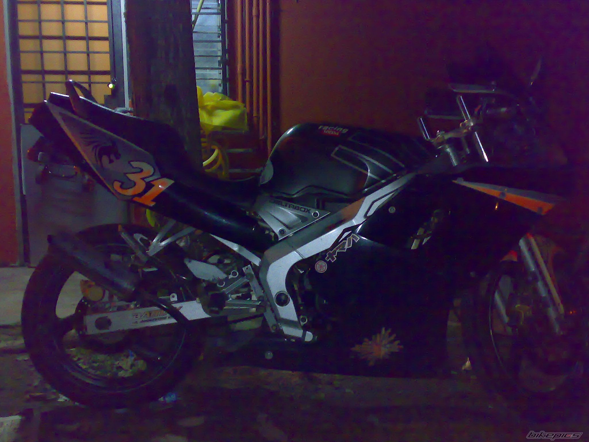 Photo 1634857