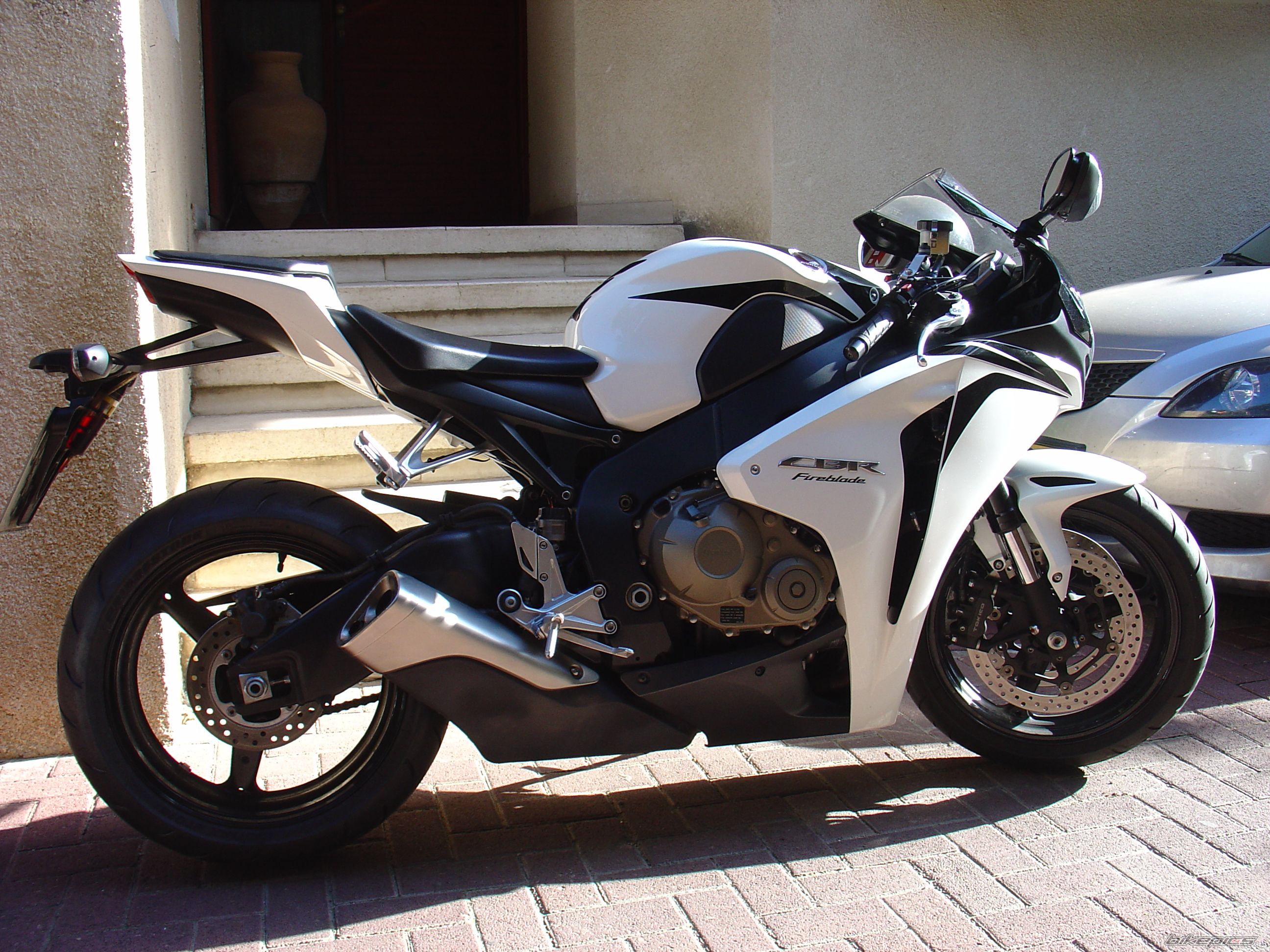 Photo 1635208