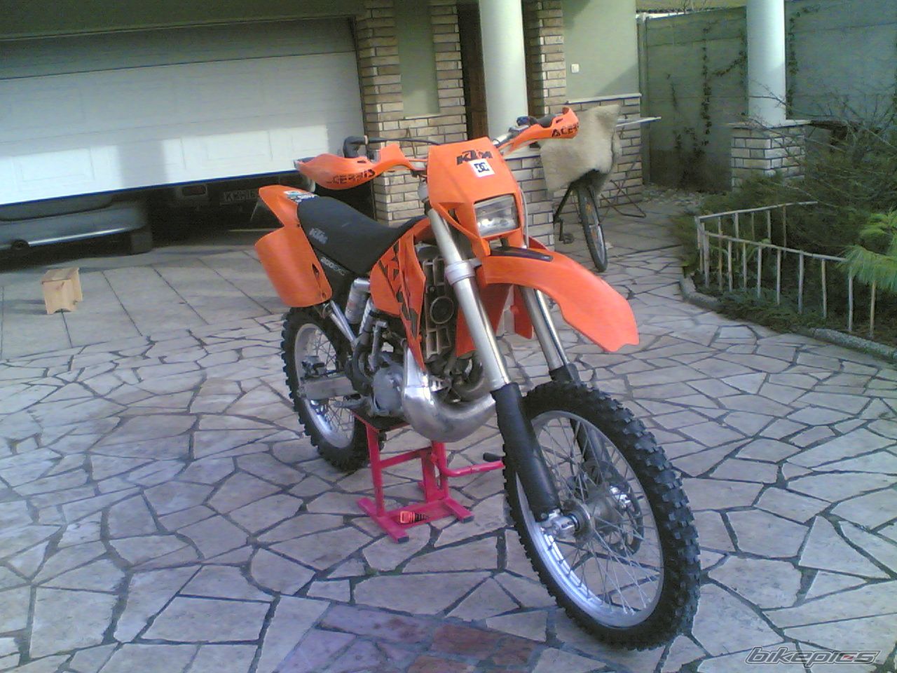Photo 1635273