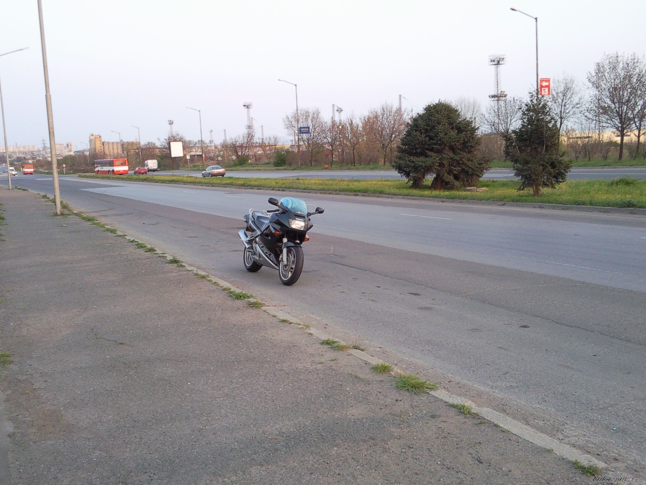 Photo 1635383