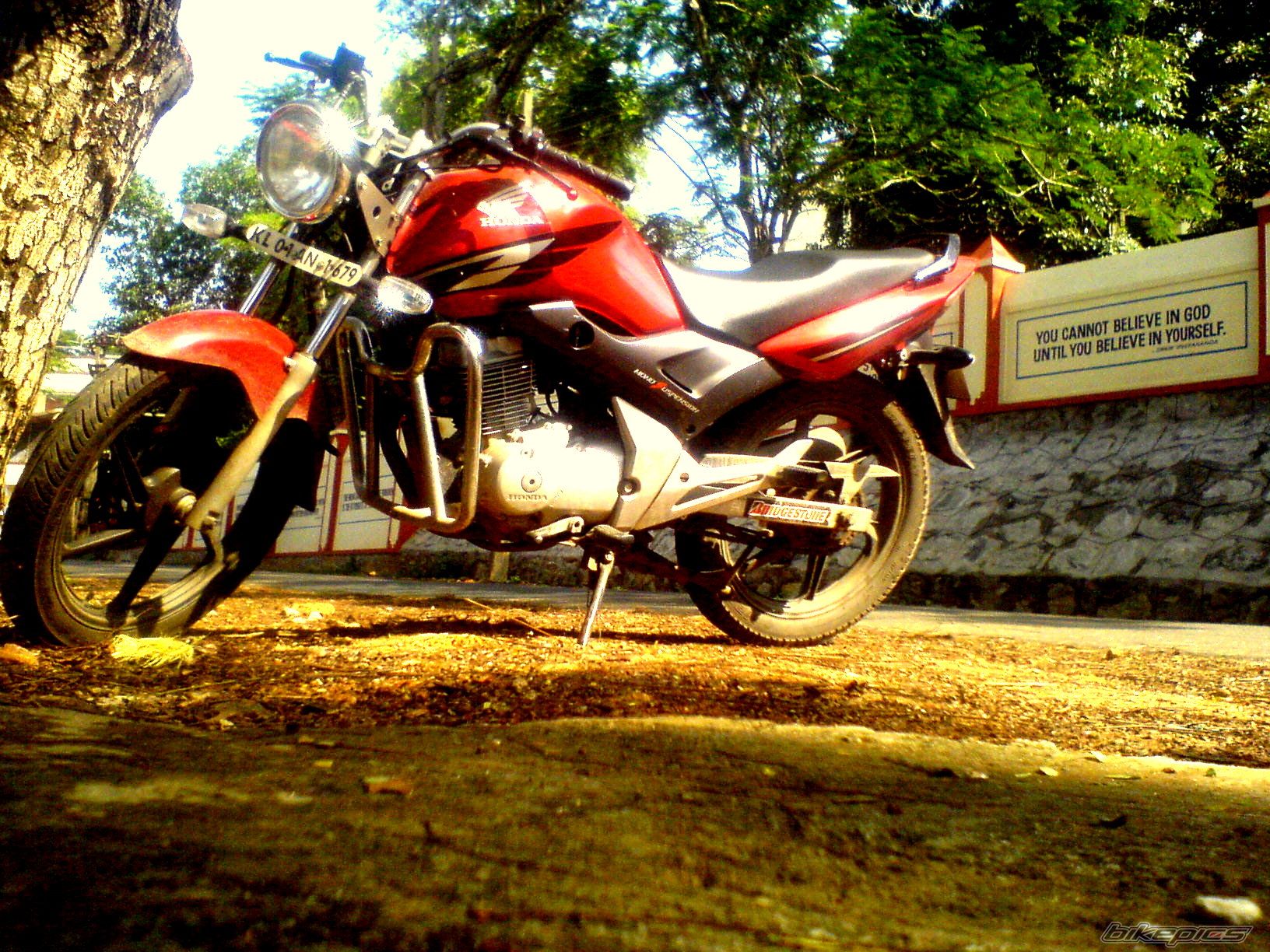 Photo 1635903