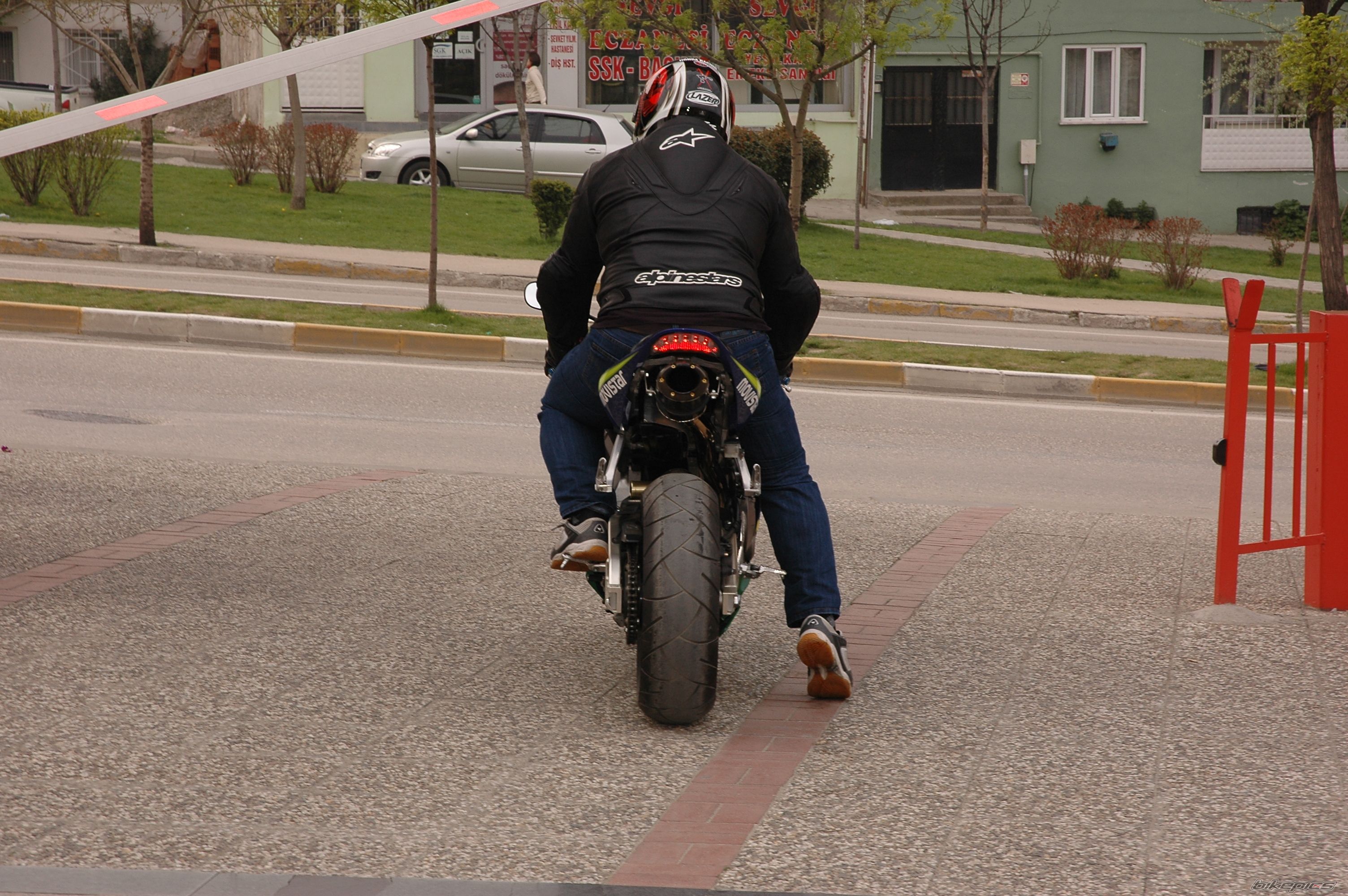 Bike Photo 1636086