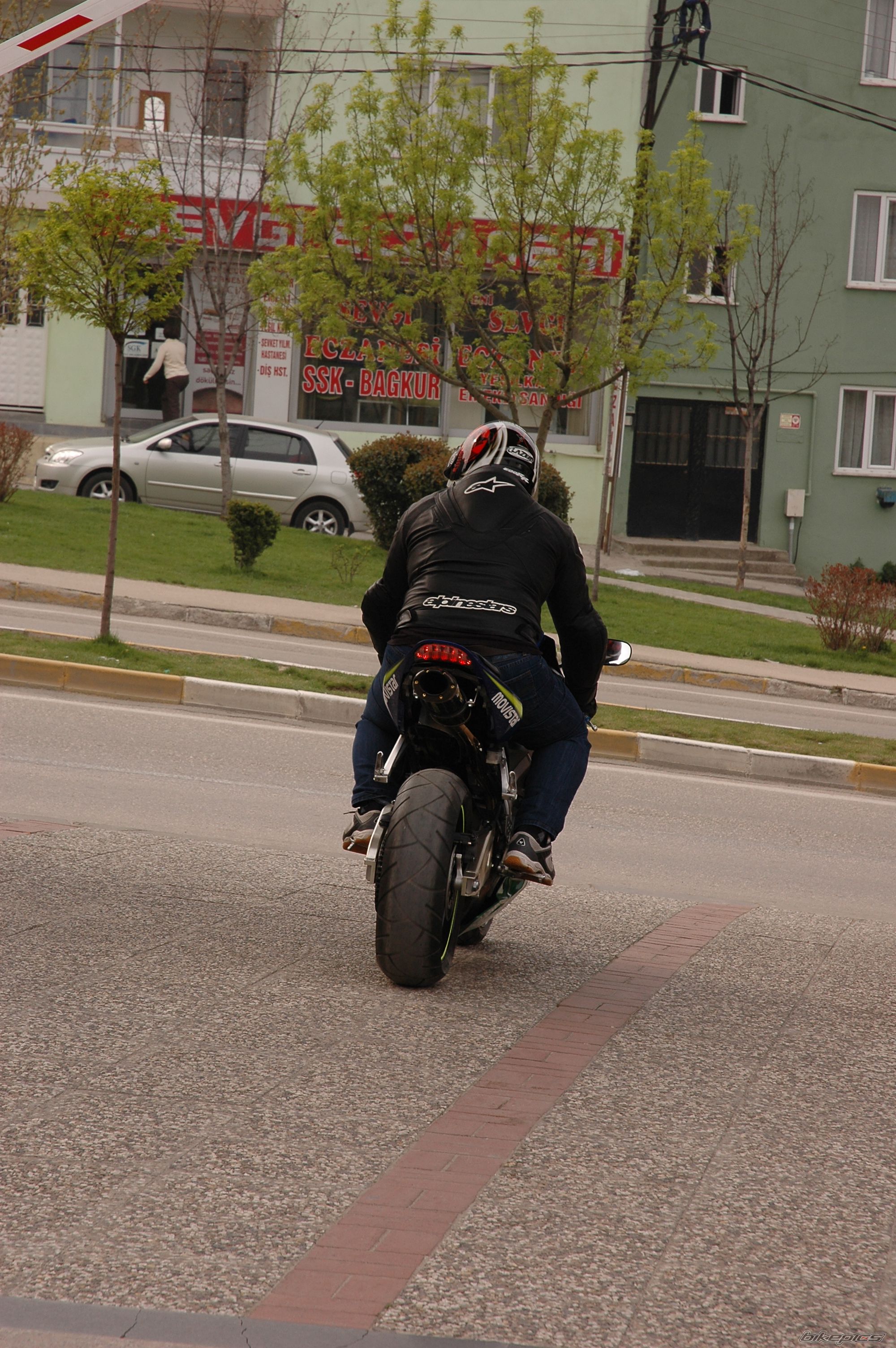 Bike Photo 1636087