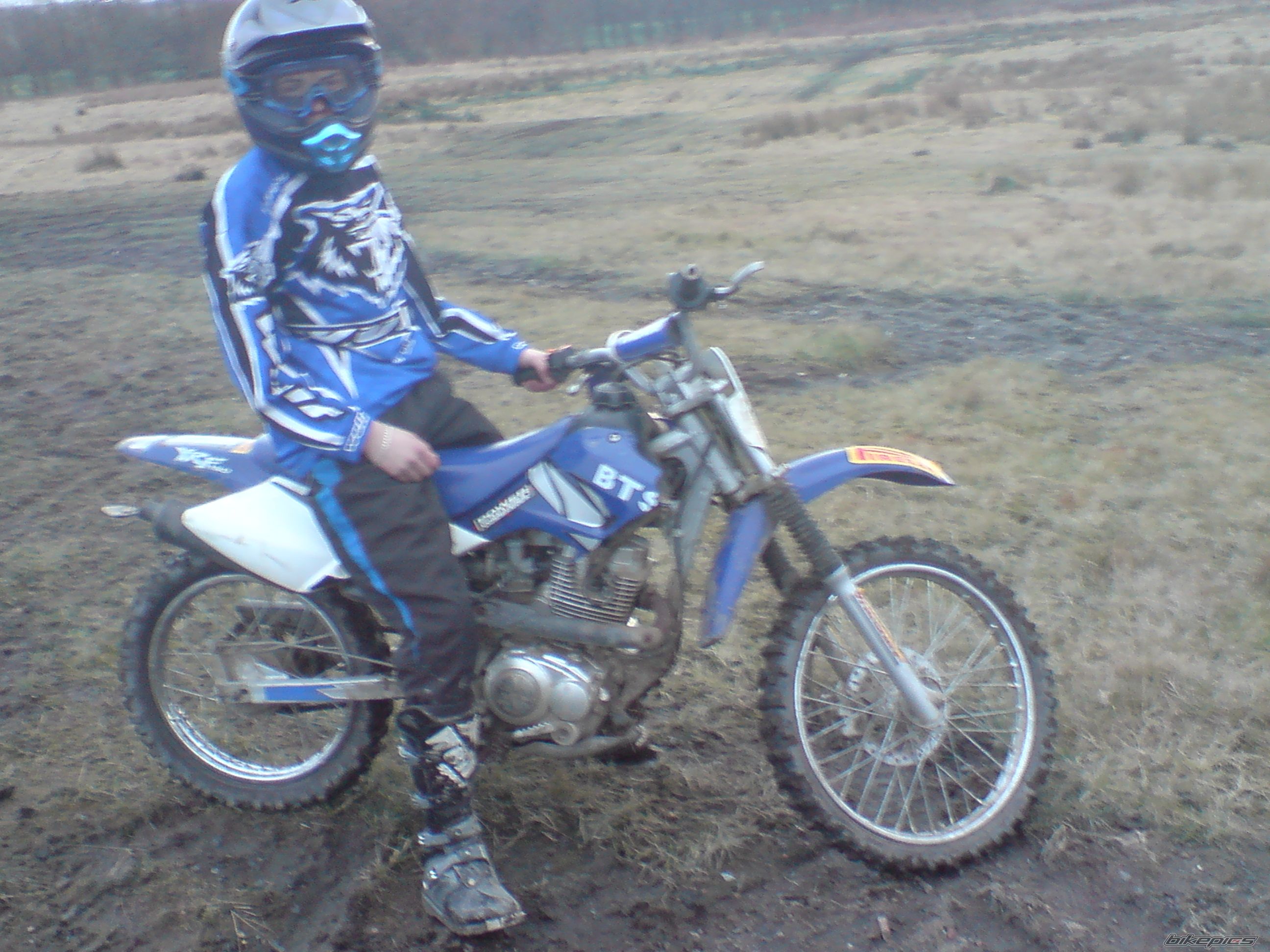 Photo 1636280
