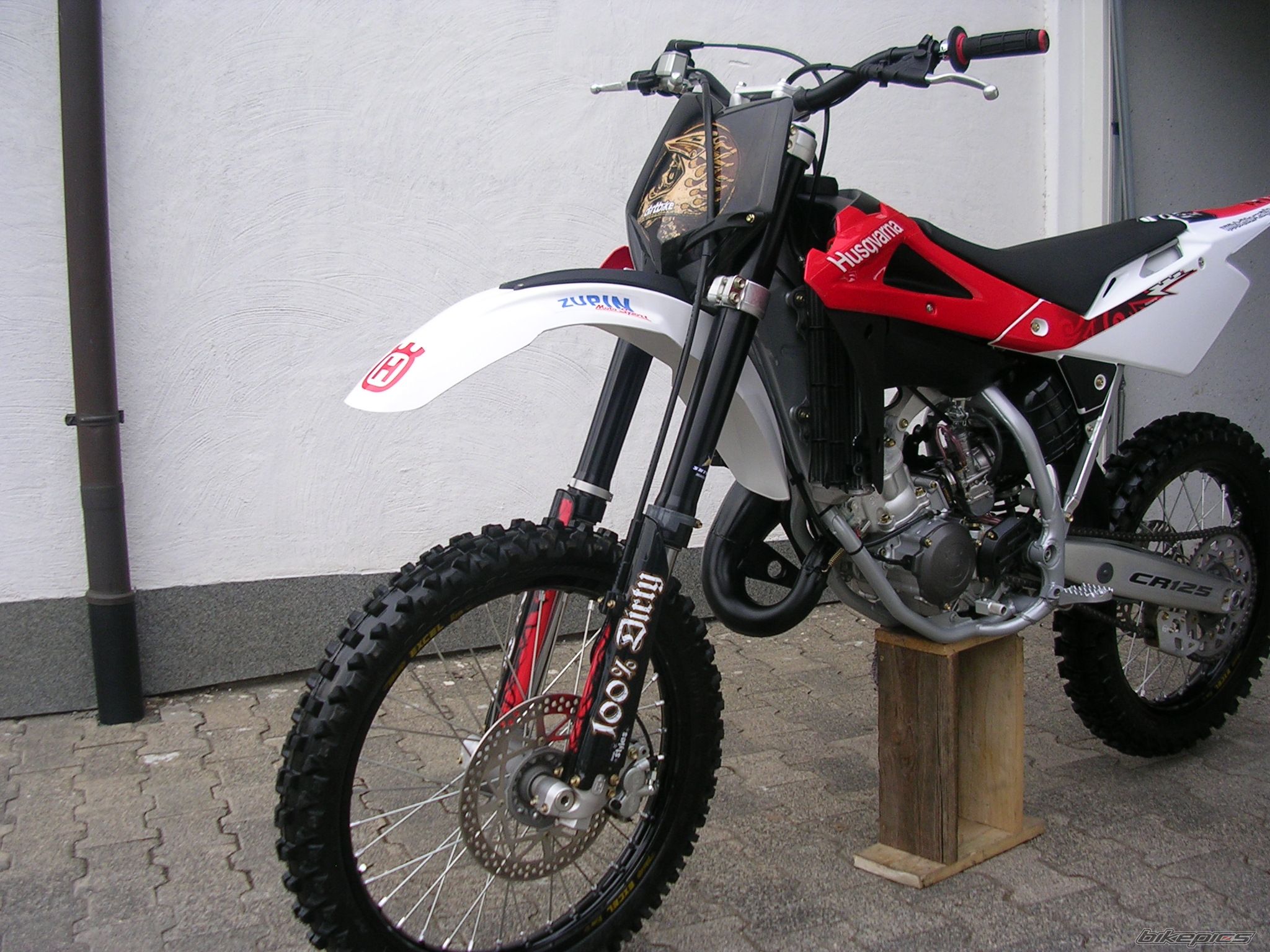 Photo 1636417