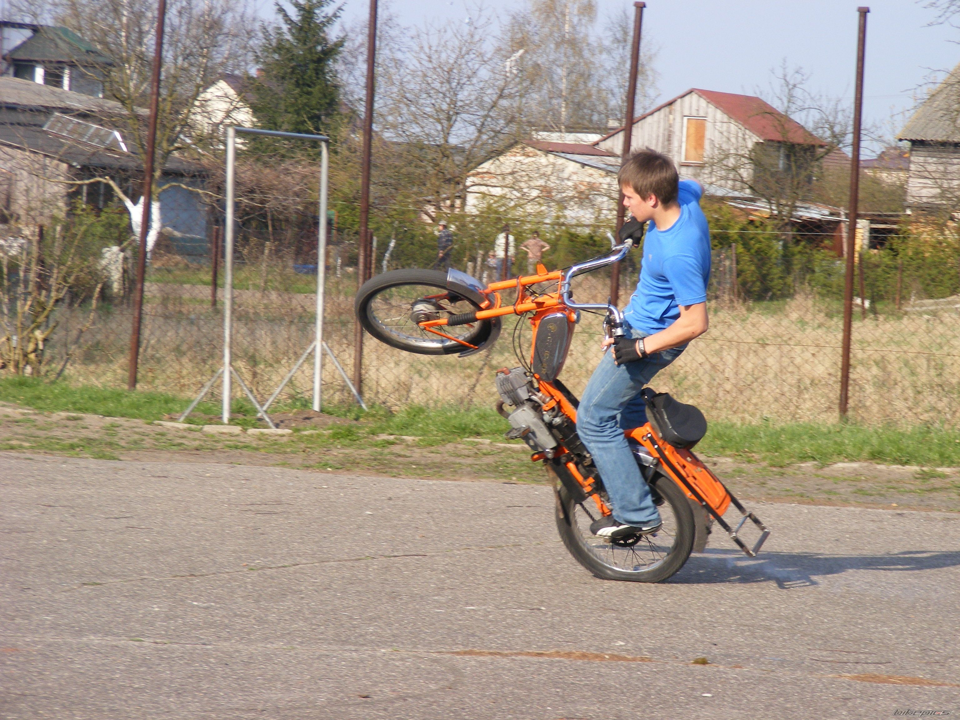 Photo 1636514