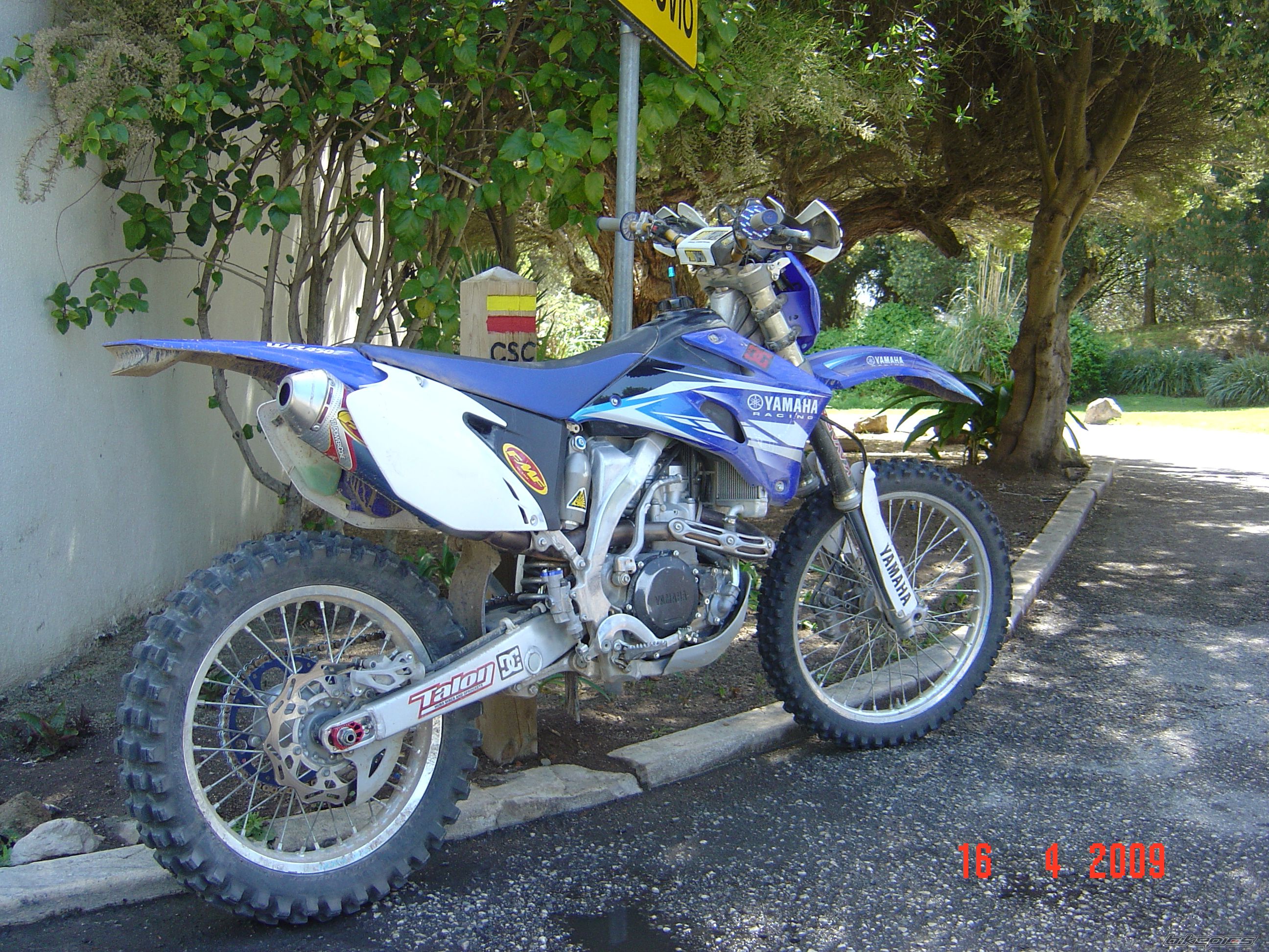 Photo 1636580