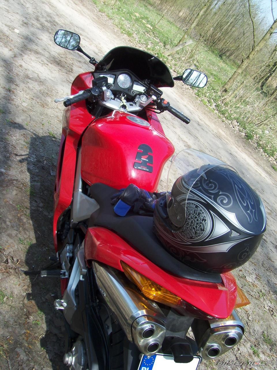 Photo 1636778