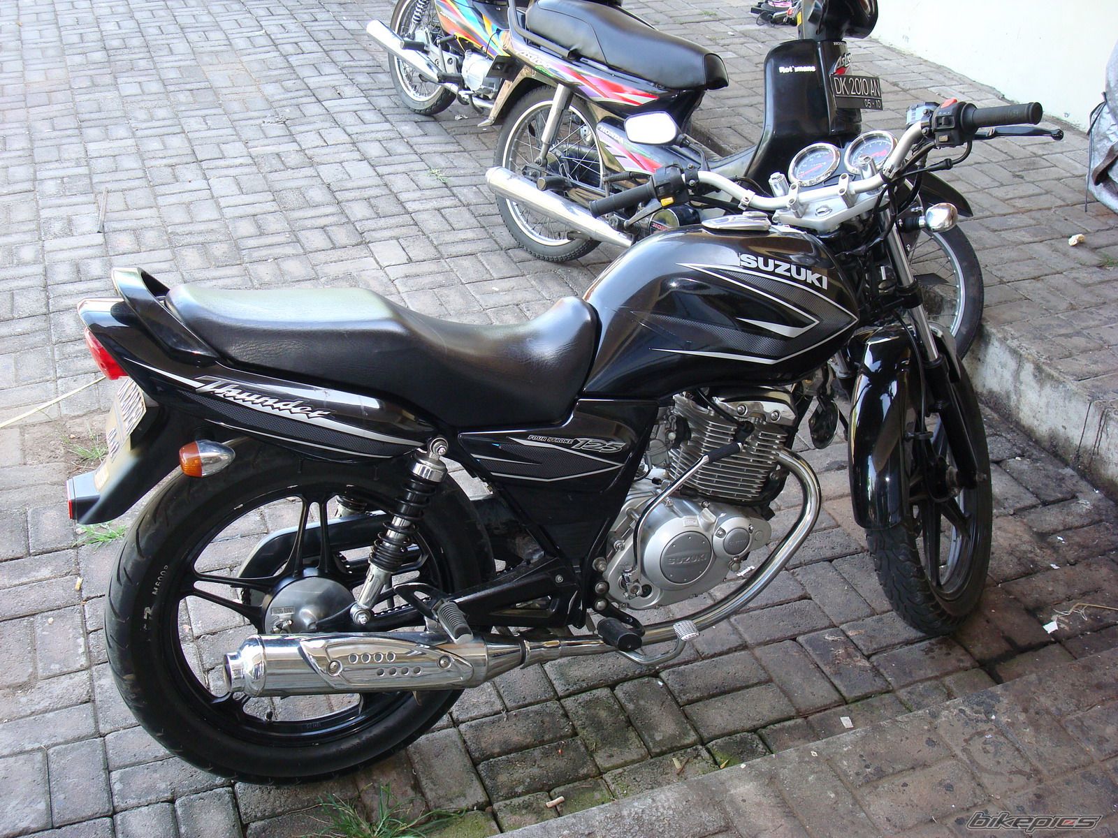 Photo 1636807