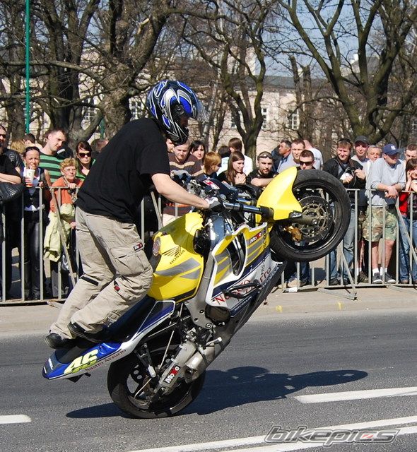 Photo 1636872