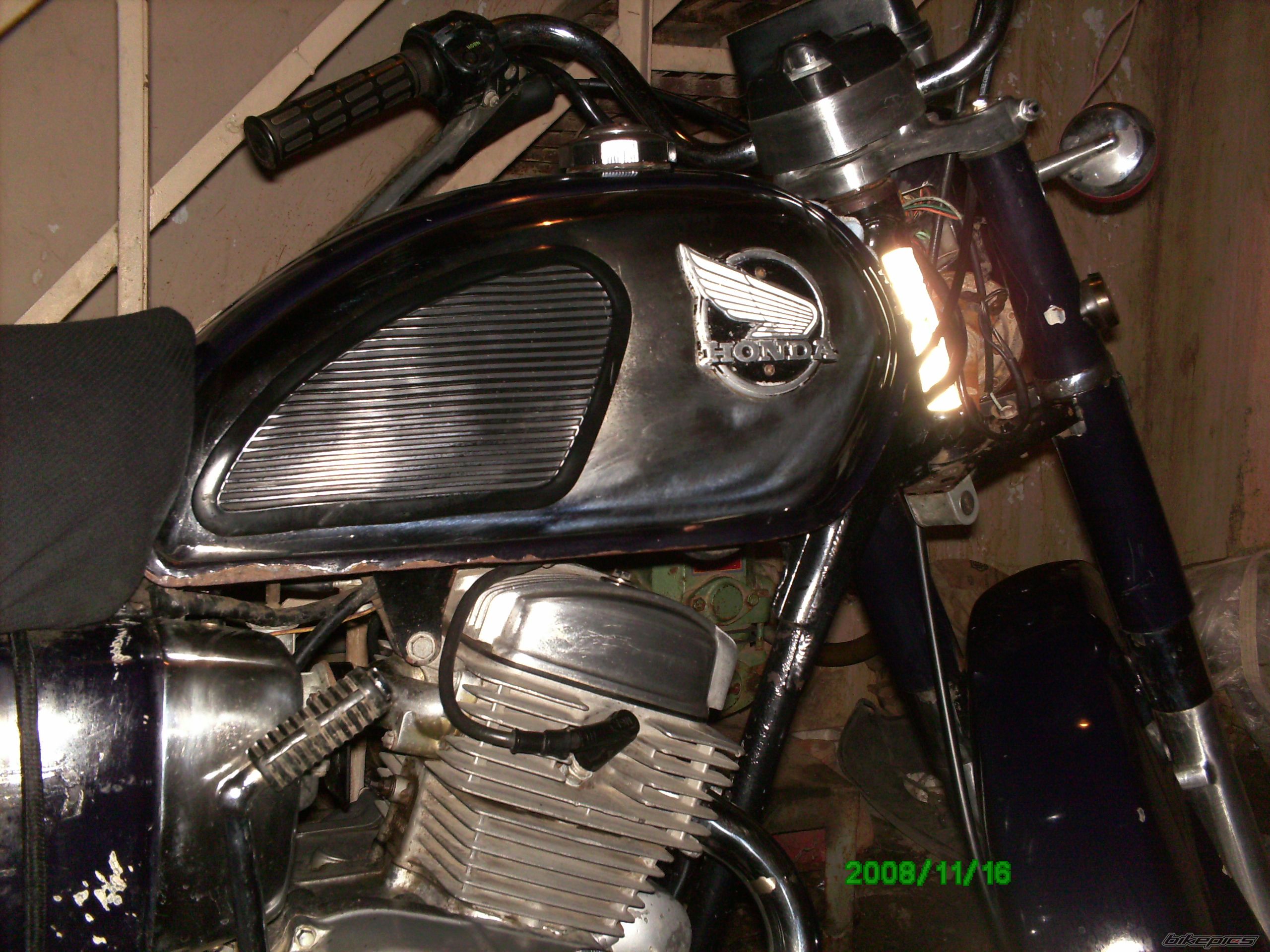 Photo 1636902