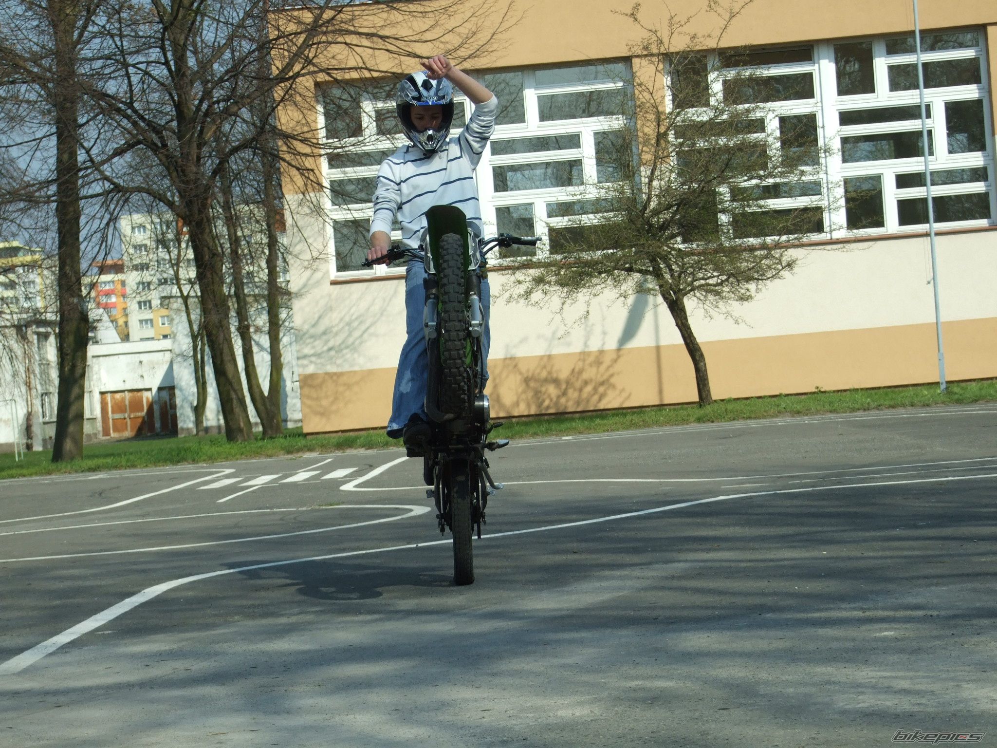 Photo 1637055