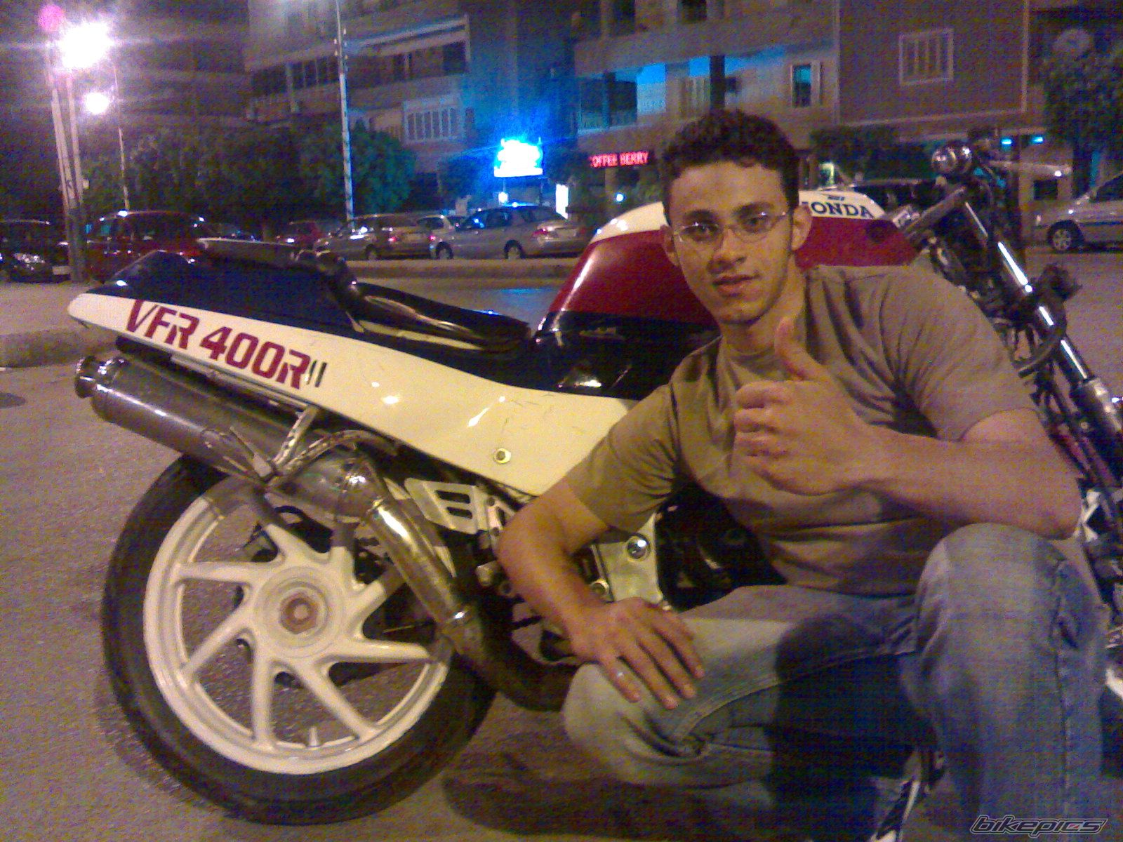 Photo 1637157
