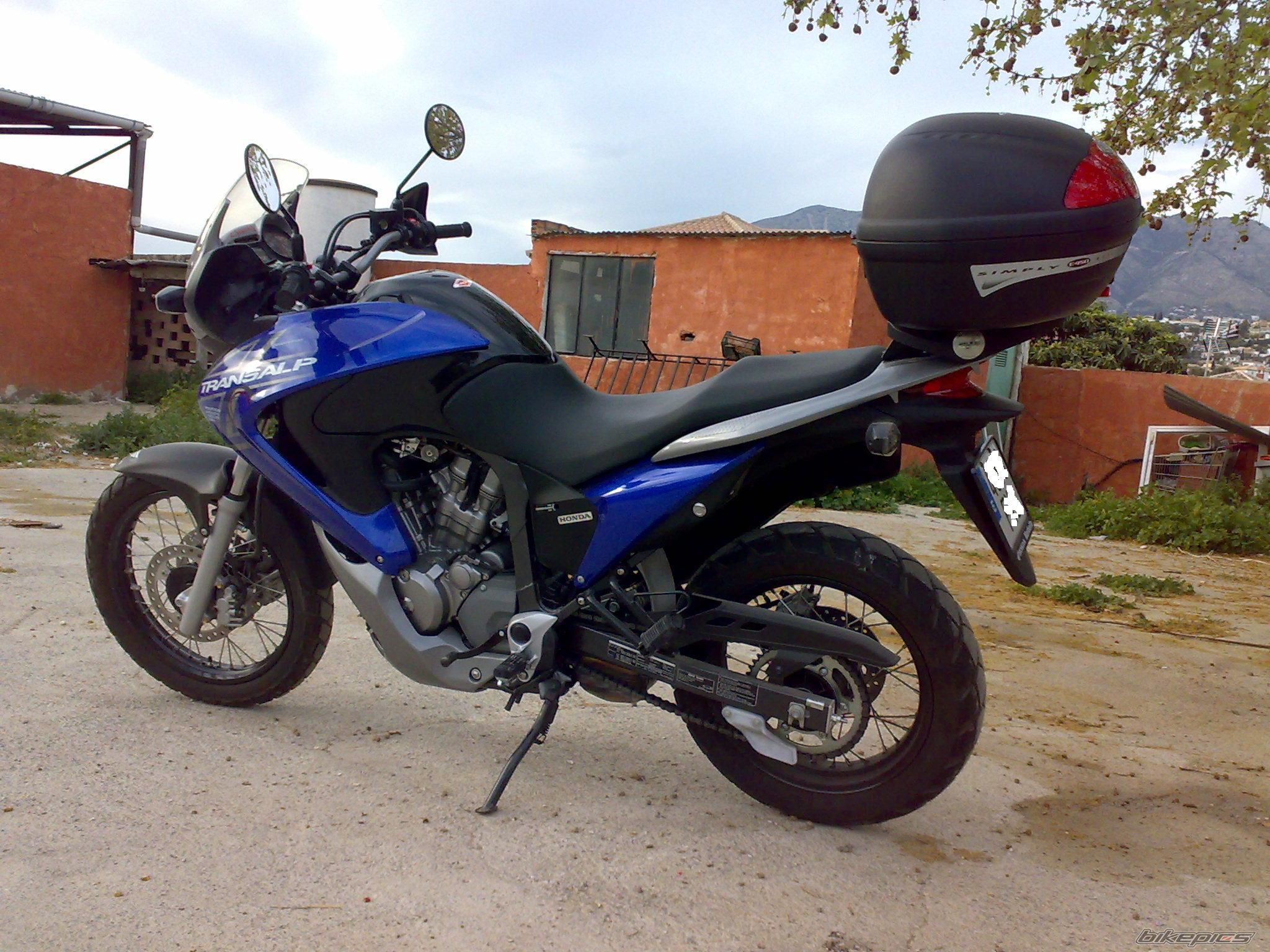 Photo 1637200