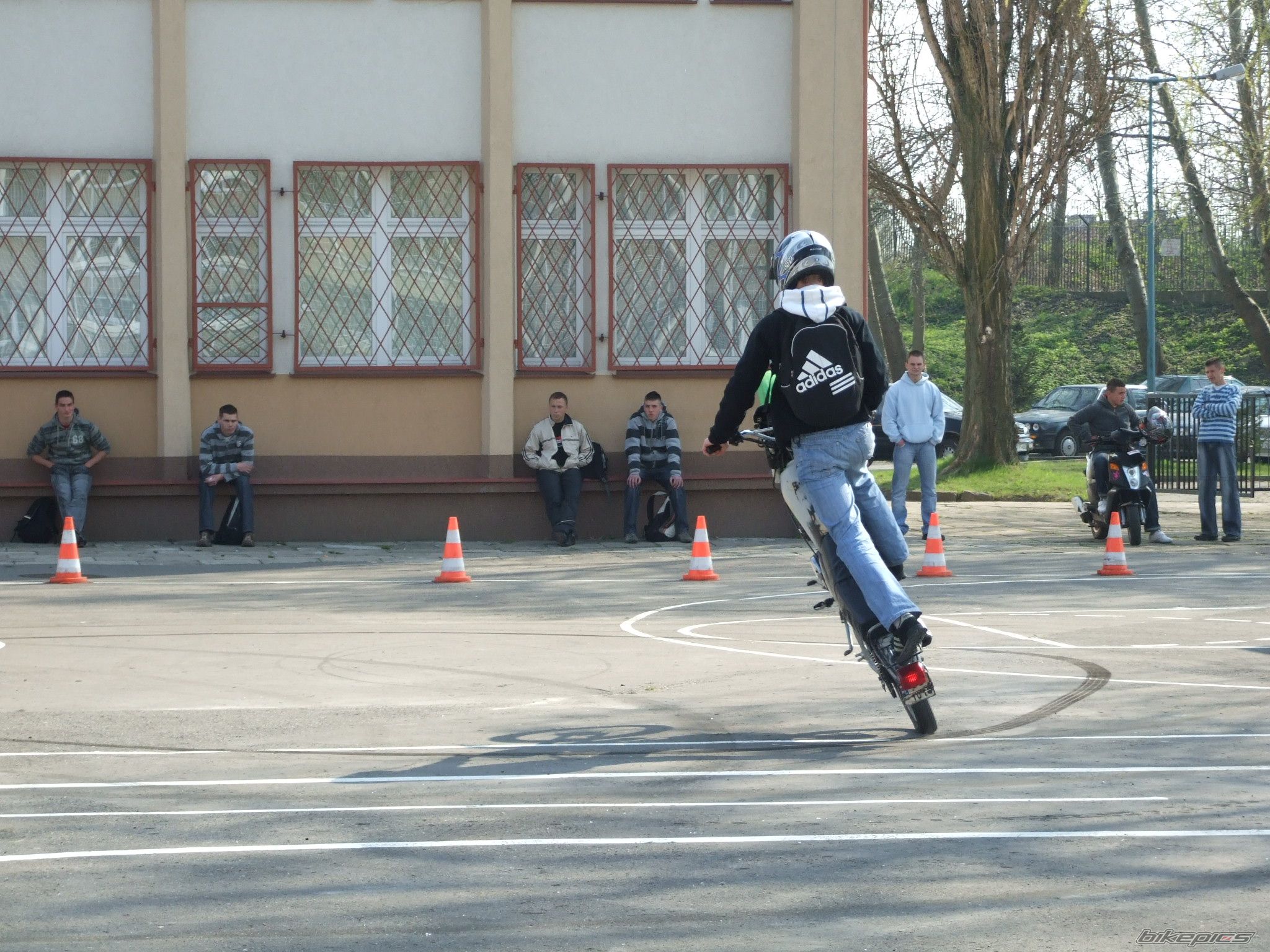 Photo 1637351