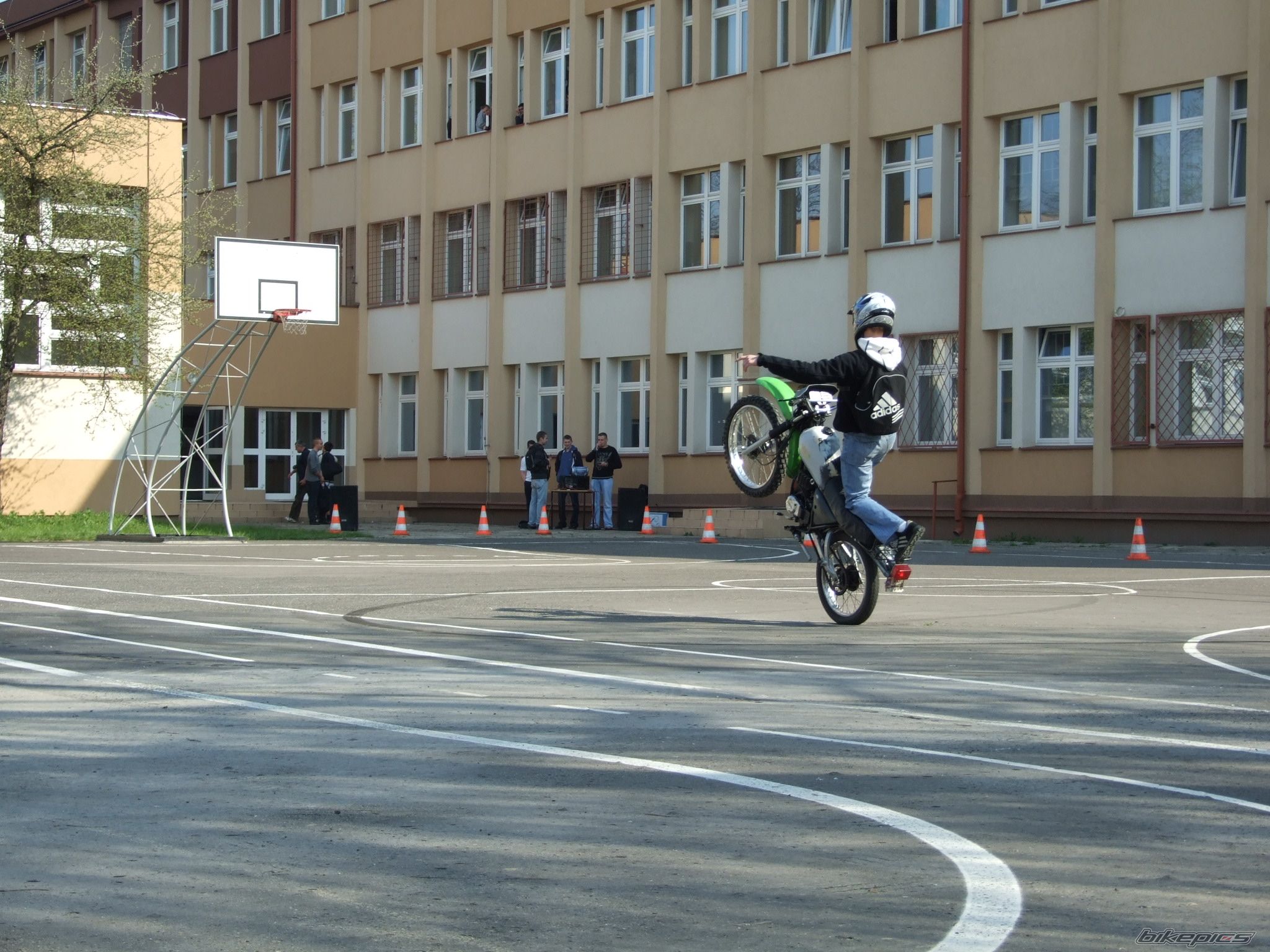Photo 1637358