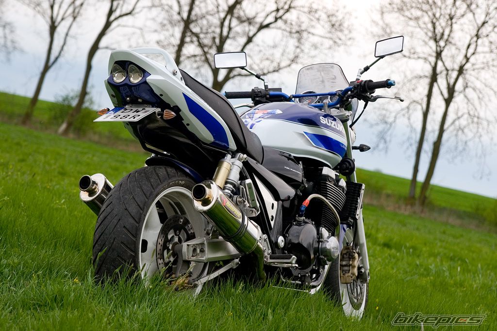 Photo 1637444