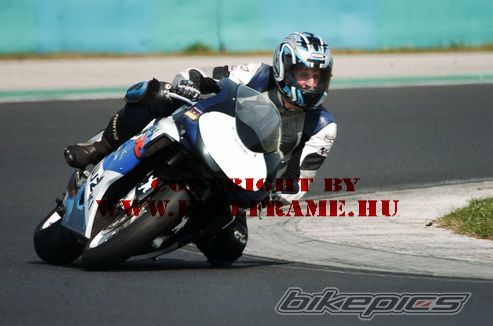 Photo 1637571