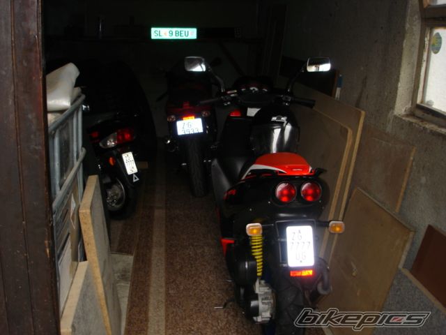 Photo 1637678